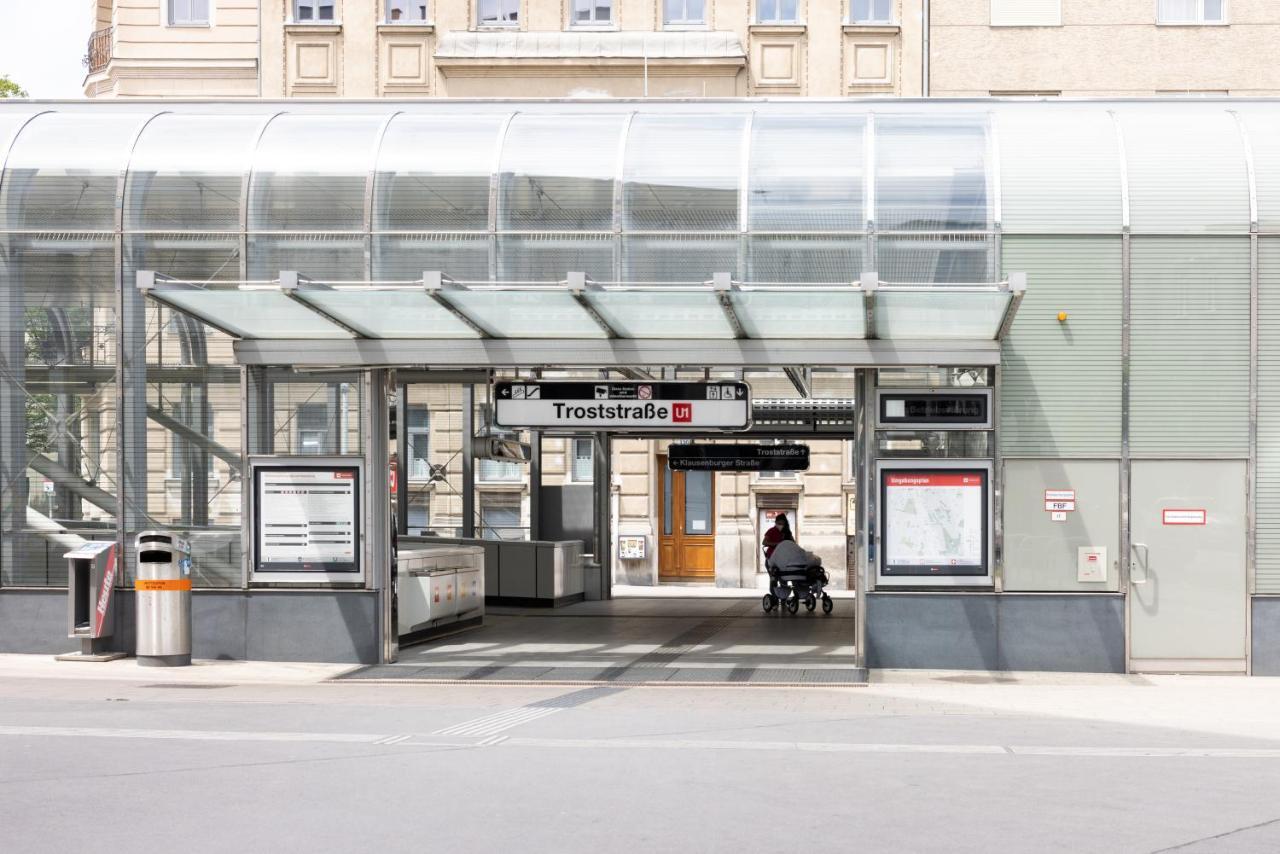 Yeshello Central Station Vídeň Exteriér fotografie